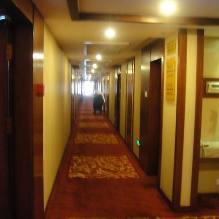 Green Hotel Shenyang Exteriör bild